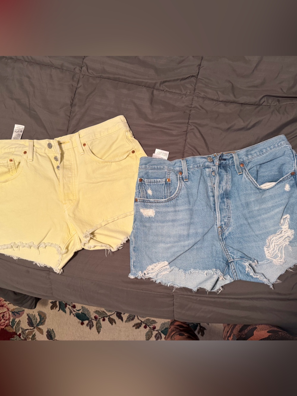 Levi’s 501 denim short bundle Size 31
